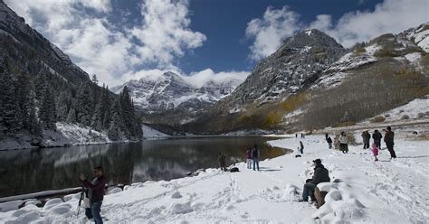 8 tips for cold weather hiking and camping in Colorado