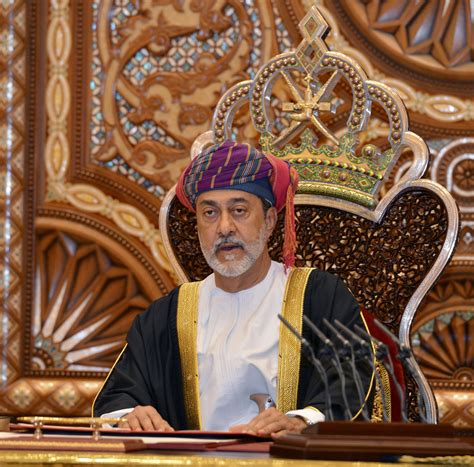 New Oman Ruler Vows To Uphold Late Sultans Peaceful Policy