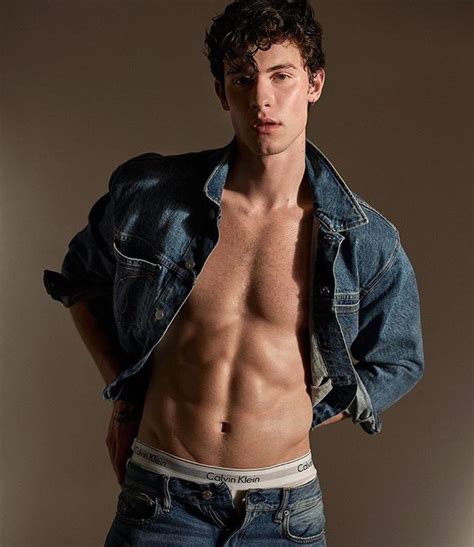 Shawn Mendez In Denim Showing Abs Shawn Mendes Shirtless Shawn