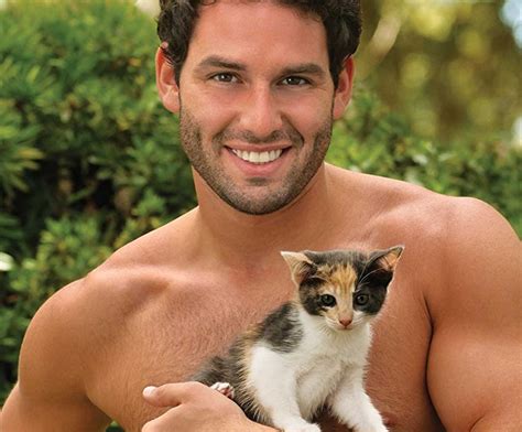 Hot Dudes With Kittens The Purr Fect Thing To See On Instagram Stay At Home Mum