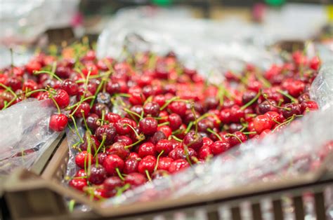 Record Number Of Chilean Cherry Containers Arrive In Hong Kong