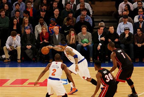 Knicks Have A Star Magnet Courtside Seats The New York Times