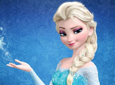 Idina Menzel Picks A Disney Girlfriend For Frozens Elsa