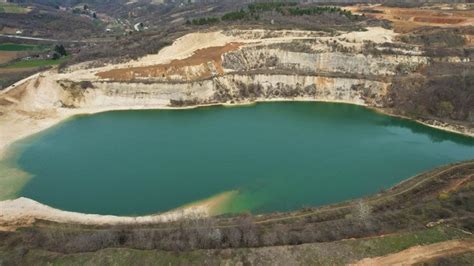 Nestvarna Mesta Bešenovačko Jezero Video Moj Grad Sm