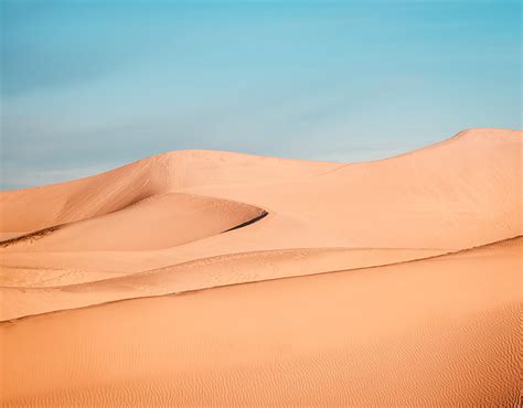 Brown Desert During Daytime Hd Wallpaper Peakpx