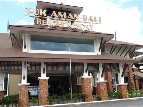 How close is tok aman bali beach resort to the beach? Tok Aman Bali Beach Resort, Tok Bali, Pasir Puteh ...