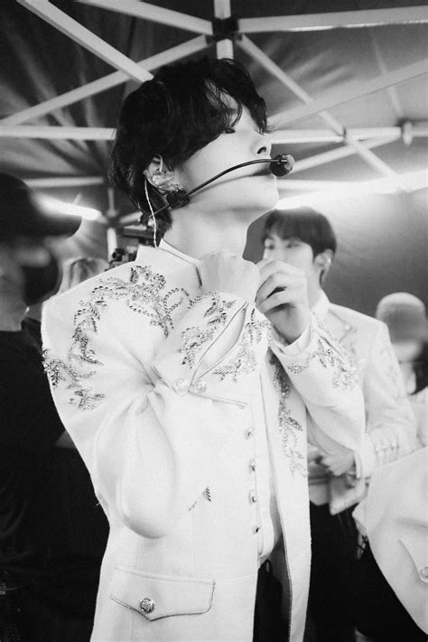 220921 Twitter: ENHYPEN BACKSTAGE PHOTO @ WORLD TOUR ‘MANIFESTO’ in