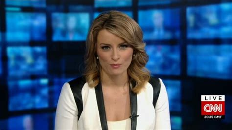 Top 10 Most Attractive Female News Anchors In The World
