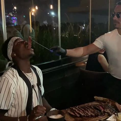 Paul Pogba And Lionel Messi Entertained By Salt Bae In Dubai Daily