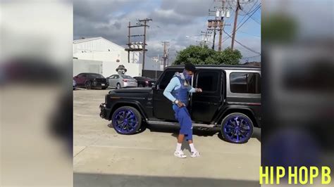 Blueface Doing The C Walk Youtube