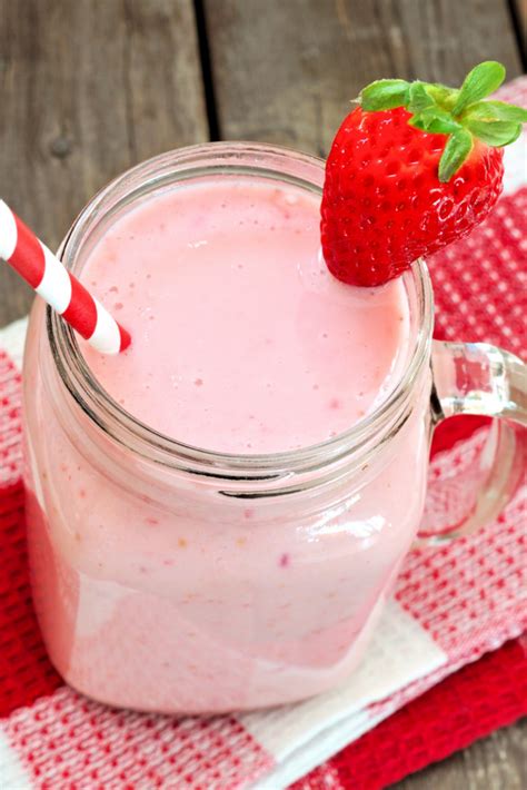 Here are the recipes for some popular smoothie king's smoothie menus: Smoothie King Angel Food Smoothie | Recipe | Smoothie king ...
