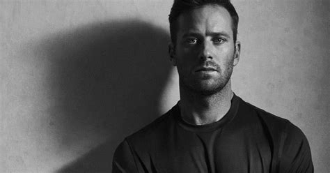 Fast forward two years later, and the call me by your name actor isn't being congratulated for addressing white male privilege and tackling toxic masculinity. Armie Hammer renuncia a película con JLo, tras escándalo ...