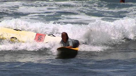 Lifeguard Board Attacks Surfer Youtube