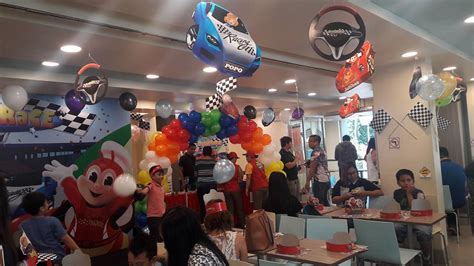 Jollirace The Newest And Coolest Addition To The Jollibee Kids Party
