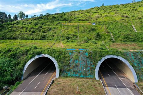 Mengenal Lebih Dekat Terowongan Kembar Tol Cisumdawu