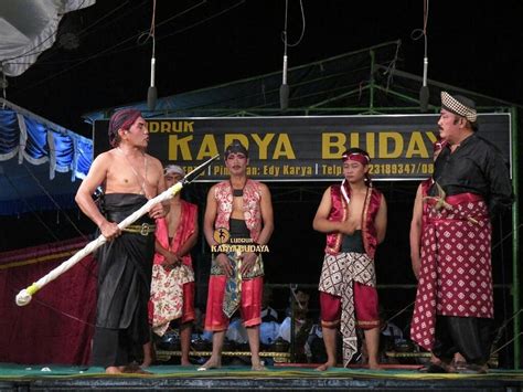 Mengenal Kesenian Ludruk Salah Satu Budaya Jawa Timur Yang Hampir Gambaran