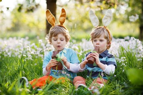 Great ideas, the easter egg hunts are the best part of easter for the kids, i remember doing things like this. 37 brilliant Easter egg hunt ideas for your kids (With ...