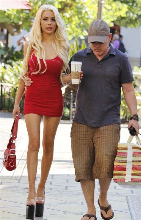 Courtney Stodden High Heels She Can Hardly Walk On Those Platforms