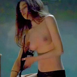 India Eisley Nude Photos Naked Sex Videos