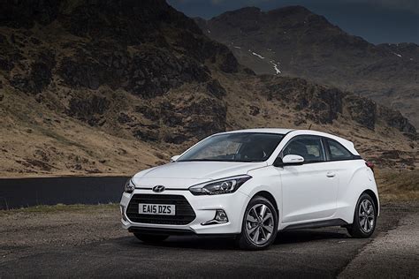 The model range is available in the following body types starting from the engine/transmission specs shown below. HYUNDAI i20 Coupe specs & photos - 2015, 2016, 2017, 2018 - autoevolution