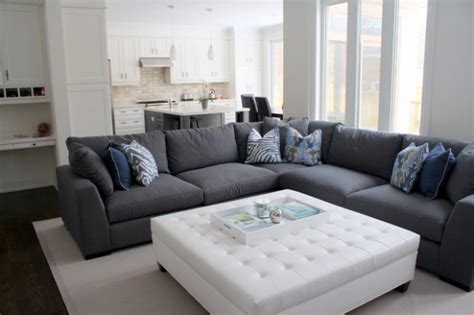 21 Fabulous Living Rooms With Grey Sofas