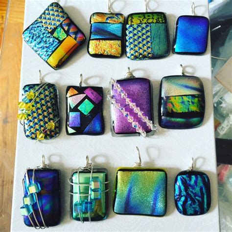 How To Make Fused Glass Jewelry Using Dichroic Glass And A Microwave Kiln Make Fused Glass