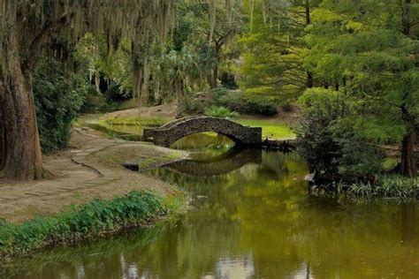 Everyone Should Explore These 12 Stunning Places In Louisiana At Least