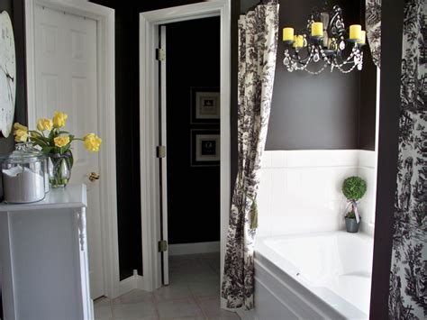 Colorful Bathrooms From Hgtv Fans Bathroom Ideas And Designs Hgtv