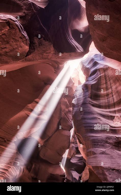 Sunbeam Light Incidence Rock Formation Slot Canyon Sun Ray Sun