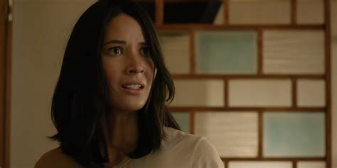fox “chastised” olivia munn for revealing that the predator cast had a convicted sex offender