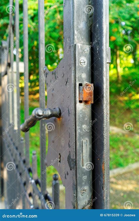 Rusty Lock In The Old Iron Gate Stock Image Image Of Detail Iron