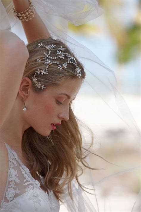 40 Irresistible Hairstyles For Brides And Bridesmaids Vintage