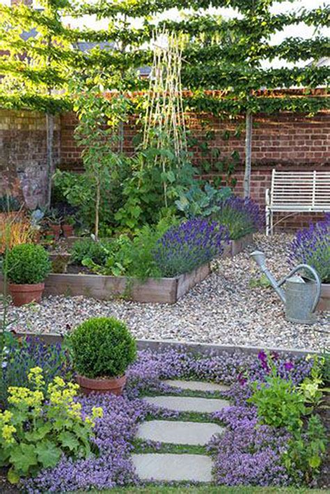 25 Easy Diy Gravel Ideas For Backyard Landscaping