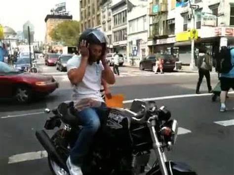 Şimdi indirimli fiyatla sipariş verin, ayağınıza gelsin! My Ducati Sport Classic 1000 Biposto - YouTube