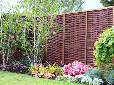 Natural Fencing Ideas For Your Garden Gardening Tips Advice And