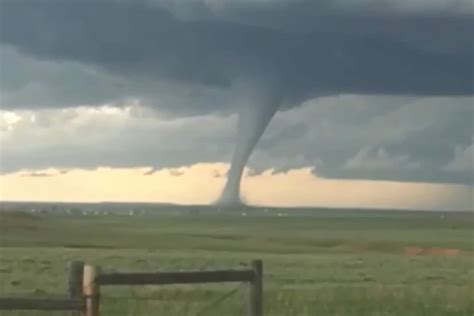Tornado of the year: 'Incredibly picturesque' twister wows Wyoming storm watchers - The ...