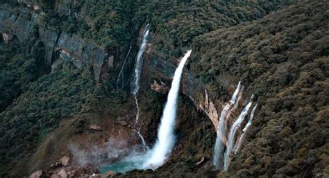 Nohkalikai Falls Cherrapunee Meghalaya How To Reach Photos