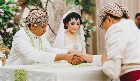 #8 penutupan acara lamaran pernikahan. Contoh Susunan Acara Pernikahan TERLENGKAP Dari Akad - Resepsi