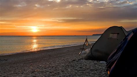 A First Timers Guide To Beach Camping Everything You Need To Know