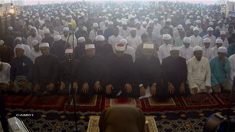 This is solat jumaat masjid uthm by 'aizat azhar on vimeo, the home for high quality videos and the people who love them. Solat Jumaat 12-05-2017 - YouTube