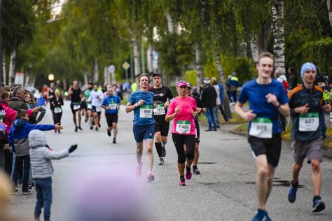 Hat ihre bank mehr zu bieten als nur finanztransaktionen? Letzter Tag der Online Nachmeldung - PSD Bank Halbmarathon ...