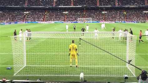 Blog This Is What A Cristiano Ronaldo Penalty Kick Looks Like