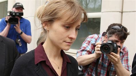 Allison Mack Former Nxivm ‘sex Cult Leader Released From Prison After Two Years Movie Ties