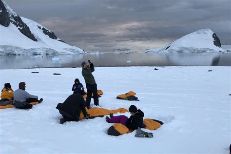 Camping In Antarctica Jan 1 2018 ~1130pm Rtravel