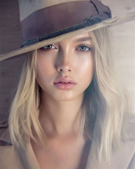 Patsuking Beautiful Women Blonde Model Model
