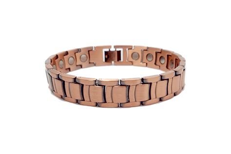 We offer a free cable style magnetic bracelet on orders $75+. CBR012 Mens Copper Bracelet - 1×2000 gauss magnet in each ...