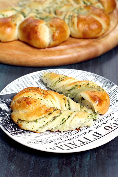 Star Bread With Cheese And Herbs Two Of A Kind