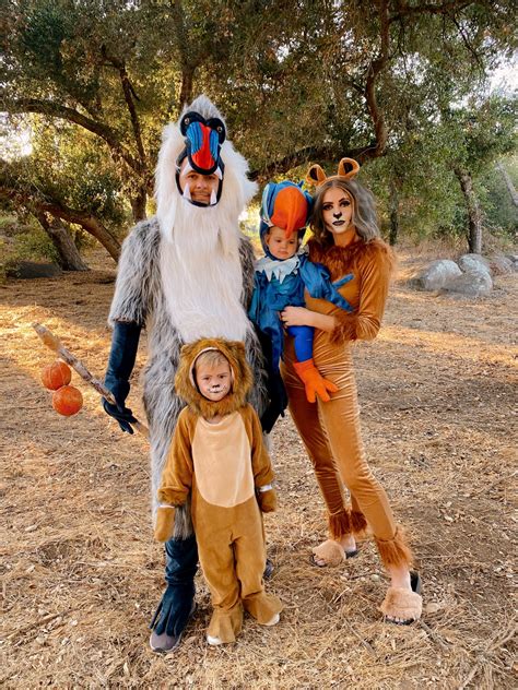 Family Halloween Costumes | San Diego lifestyle | Navy Grace