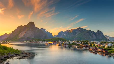 Reine Lofoten Footage Videos And Clips In Hd And 4k