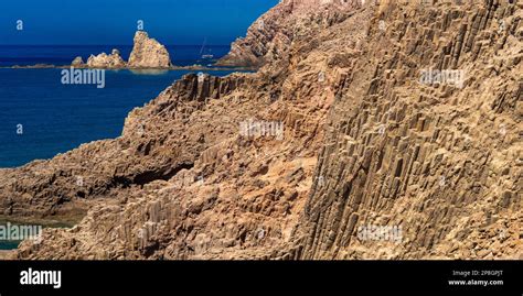 Columnar Jointing Structures Of Punta Baja Lava Flows Volcanic Rocks Las Sirenas Reef Cabo